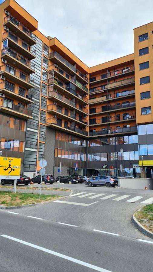 Apartmani Marcetic Slavonski Brod Zewnętrze zdjęcie