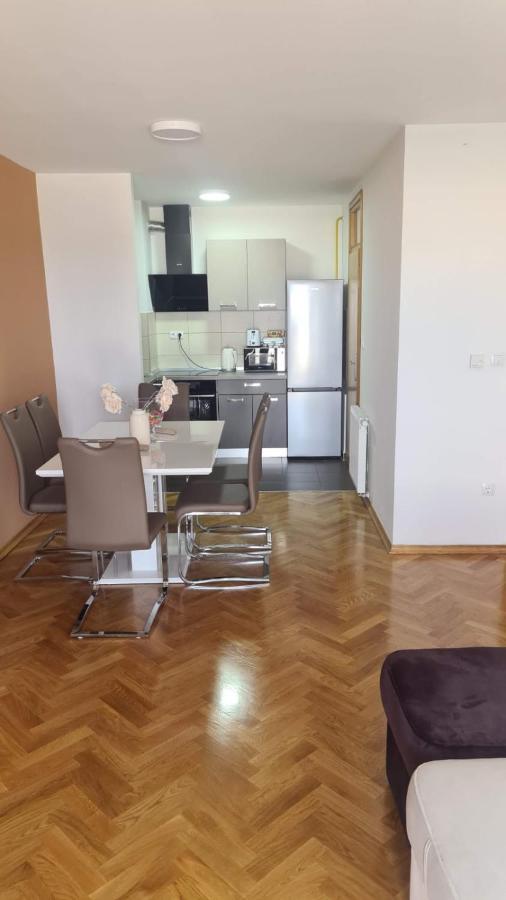 Apartmani Marcetic Slavonski Brod Zewnętrze zdjęcie